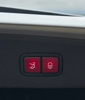 Mercedes-Benz E 500 4matic, снимка 13