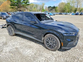 Ford Mustang Mach-E Premium, снимка 4