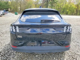 Ford Mustang Mach-E Premium, снимка 6