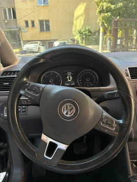 VW Touran 1.6TDI DSG СПЕШНО, снимка 6