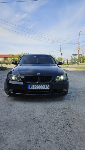 BMW 330 330 D   M 57 NAVi, снимка 1 - Автомобили и джипове - 45344097