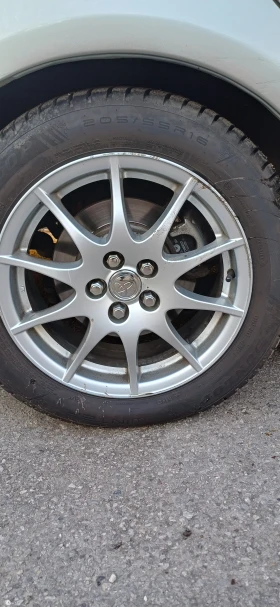 Toyota Avensis - 1700 € / 3324.91 лв. - 69013610 11