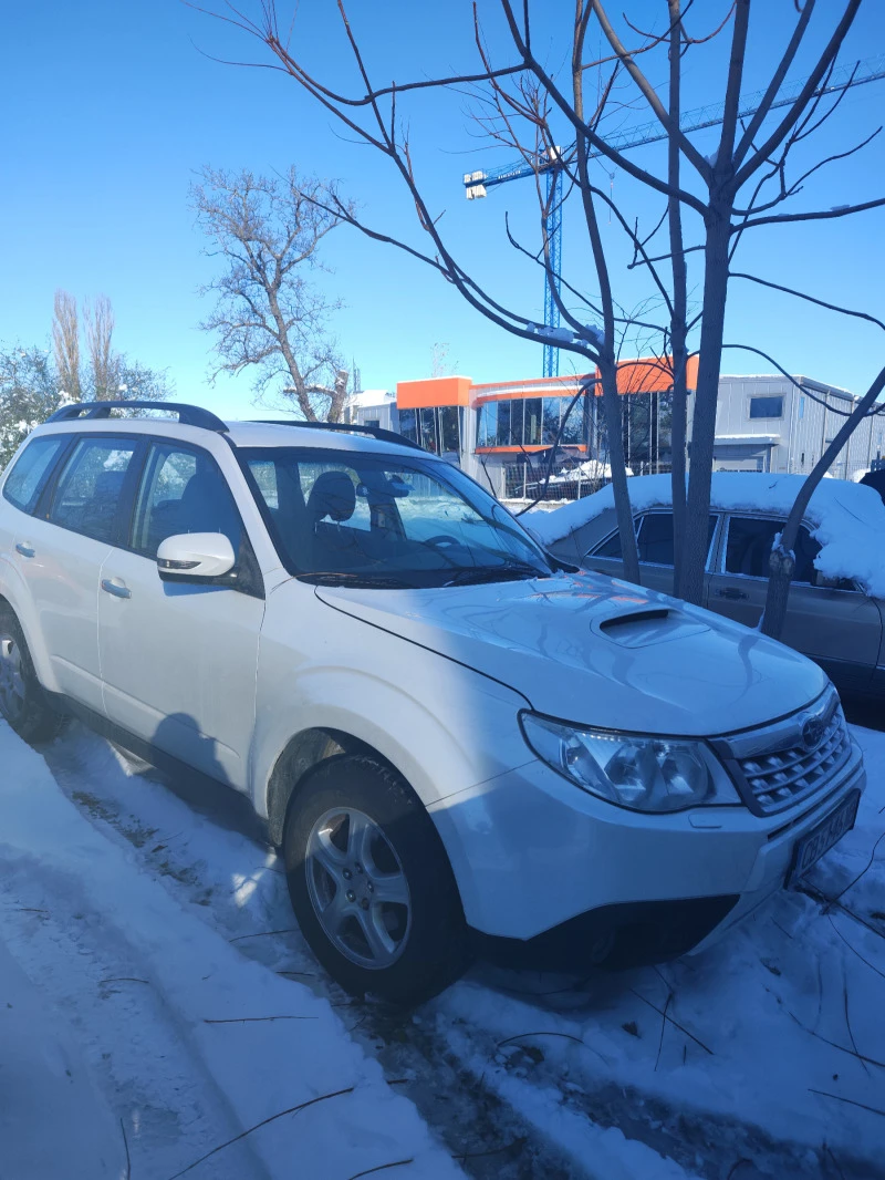 Subaru Forester, снимка 5 - Автомобили и джипове - 47642528