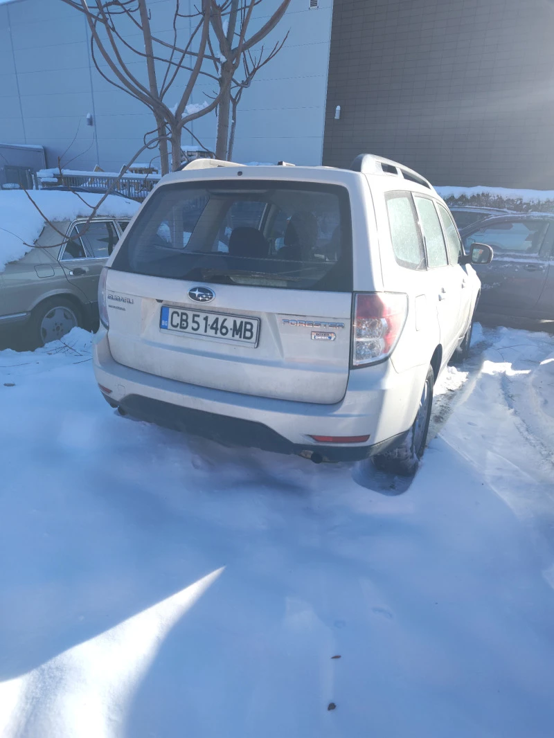 Subaru Forester, снимка 4 - Автомобили и джипове - 49470562