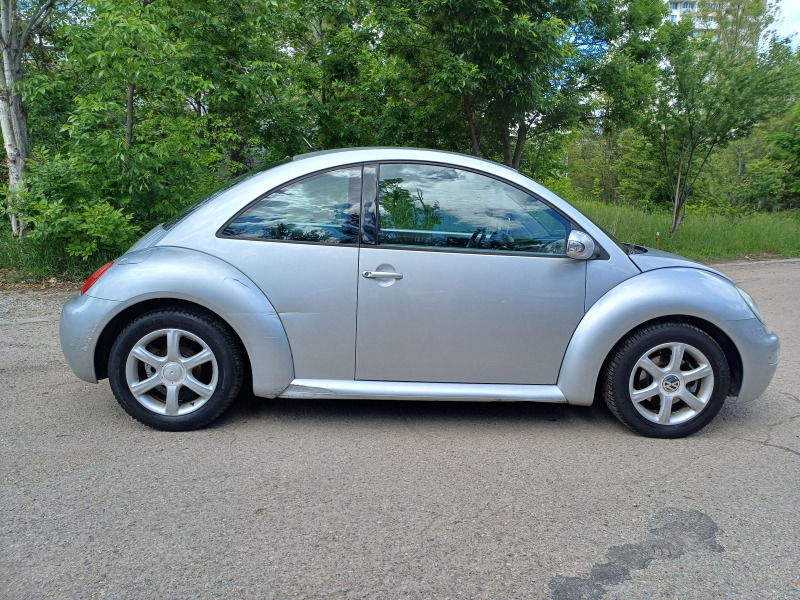 VW New beetle 1.9 Tdi, снимка 4 - Автомобили и джипове - 45714607
