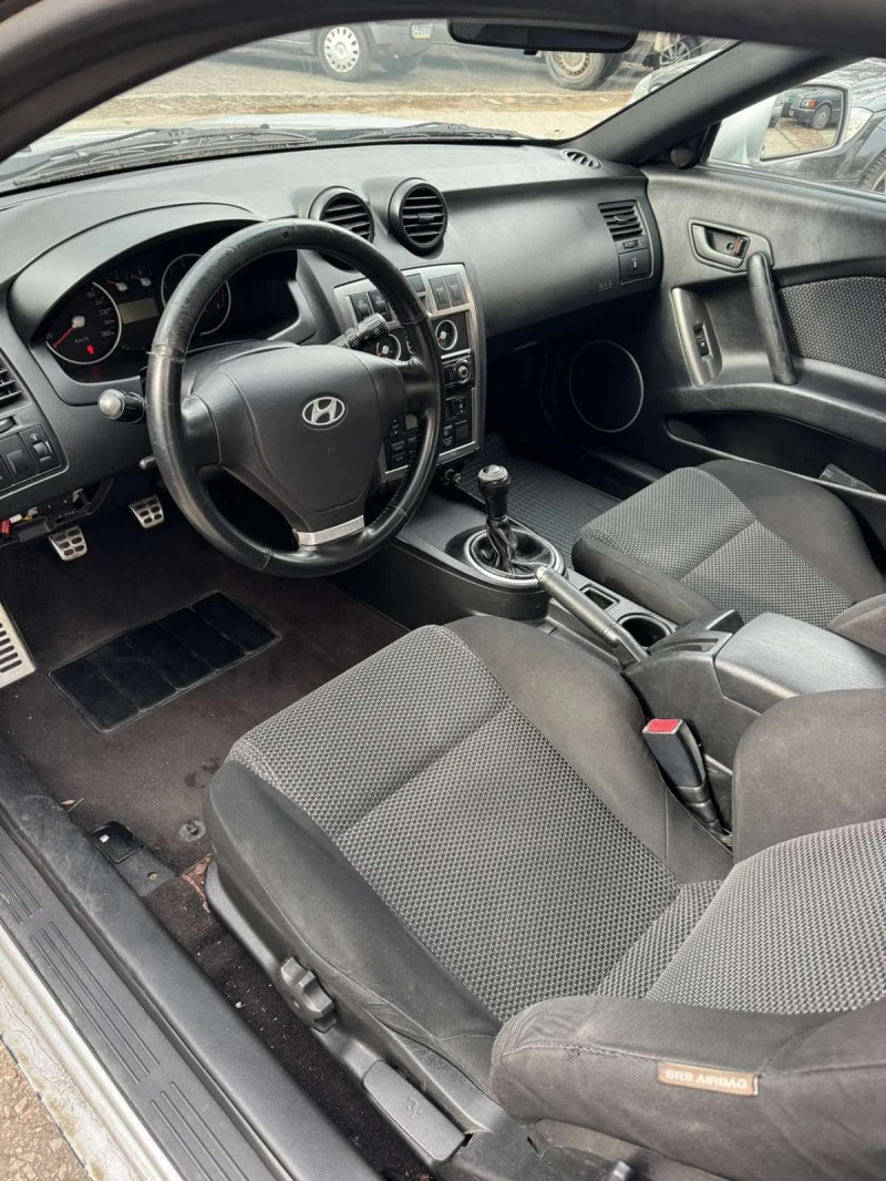 Hyundai Coupe, снимка 4 - Автомобили и джипове - 47073374