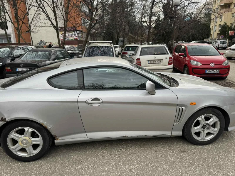 Hyundai Coupe, снимка 2 - Автомобили и джипове - 47073374