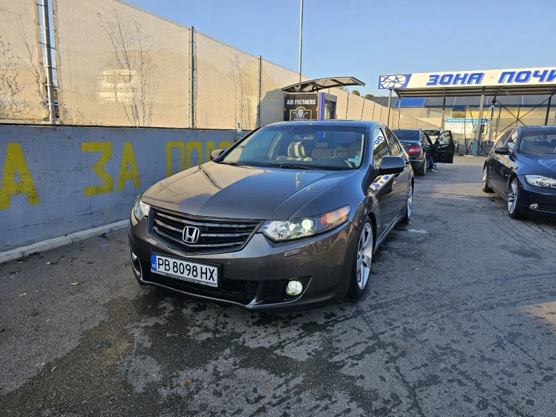 Honda Accord 2.2 EX/WAZE, снимка 4 - Автомобили и джипове - 47408744