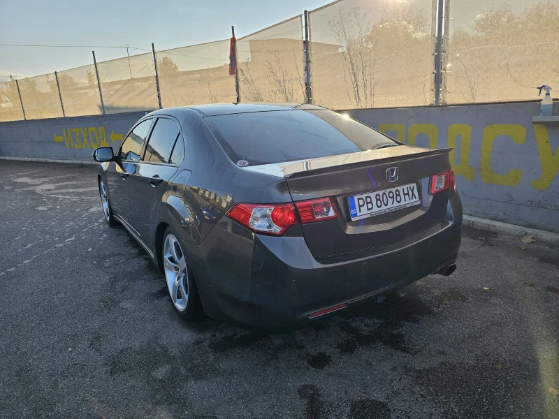 Honda Accord 2.2 EX/WAZE, снимка 6 - Автомобили и джипове - 47408744