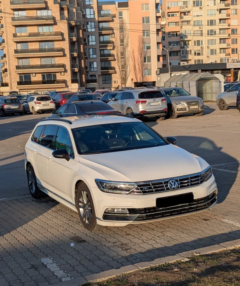 VW Passat, снимка 1 - Автомобили и джипове - 49048334