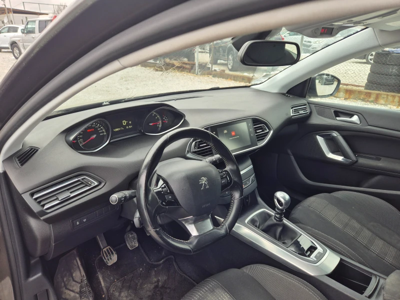 Peugeot 308 Restyling  80500kм, снимка 6 - Автомобили и джипове - 49181031