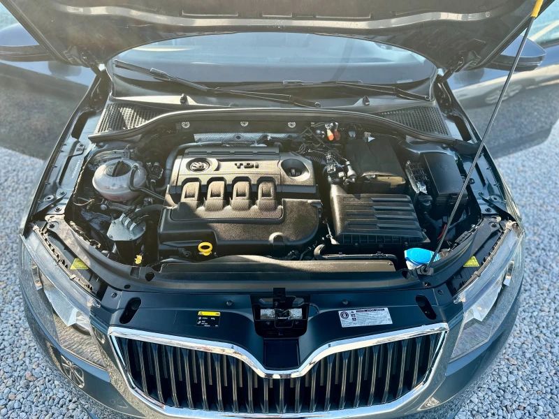Skoda Octavia 1.6 TDI* NAVI* , снимка 16 - Автомобили и джипове - 52133807