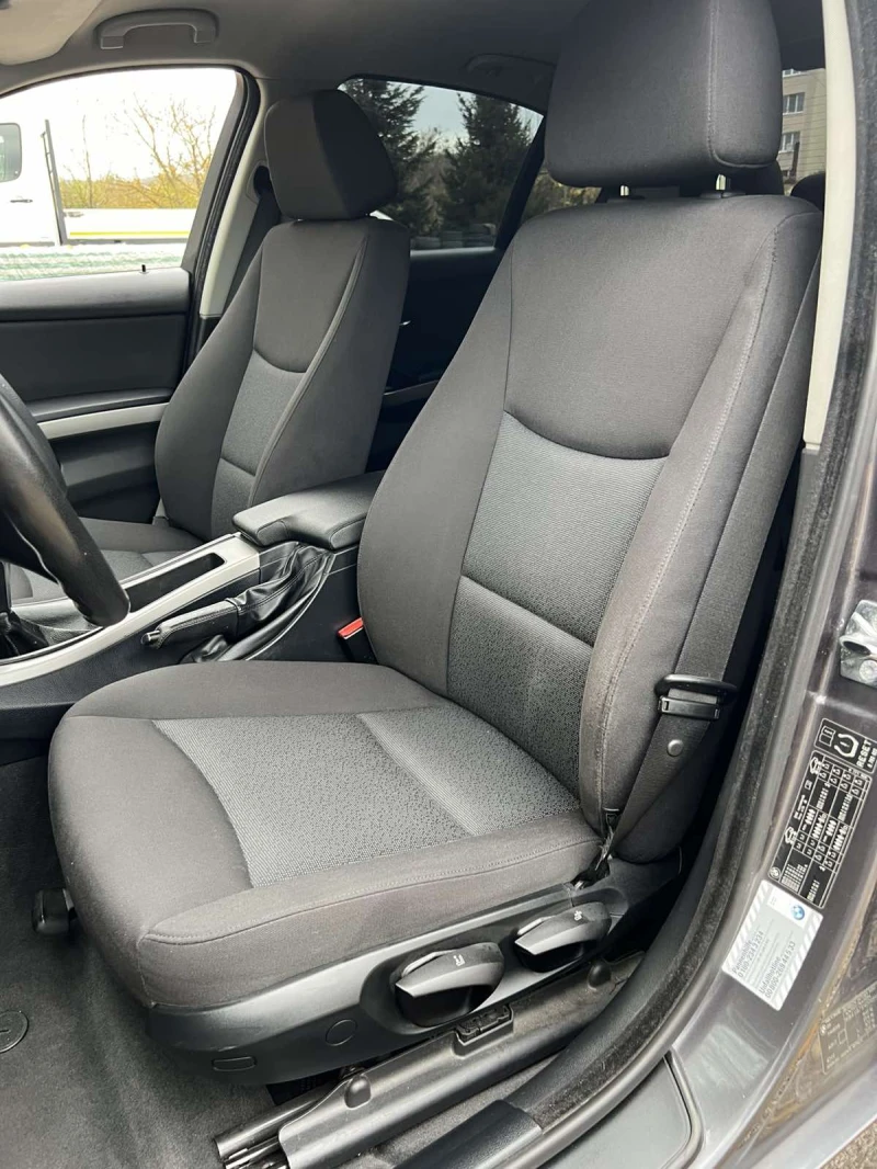 BMW 320, снимка 9 - Автомобили и джипове - 52572251