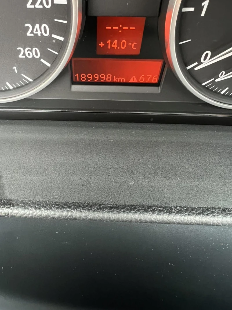 BMW 320, снимка 17 - Автомобили и джипове - 52572251