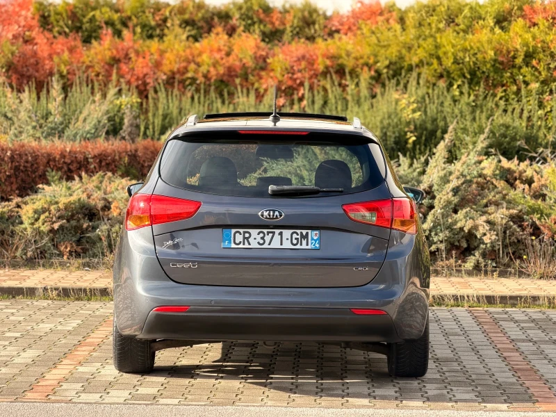Kia Ceed 1.6CRDI-нави-панорама-лизингпрез Уникредитпо 230лв, снимка 7 - Автомобили и джипове - 52606284