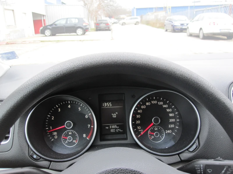 VW Golf, снимка 8 - Автомобили и джипове - 52641701