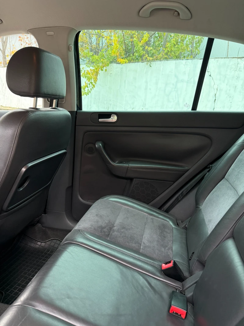 VW Golf Plus, снимка 11 - Автомобили и джипове - 52650260