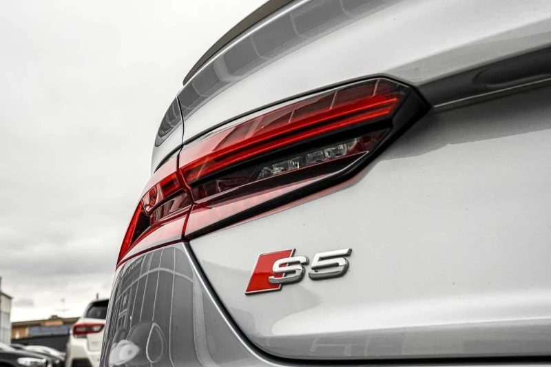 Audi S5 * quattro Prestige, quattro Technik (Canada) * CAR, снимка 8 - Автомобили и джипове - 53055188