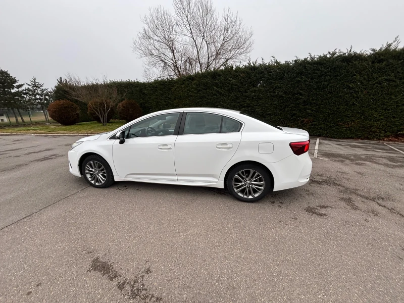 Toyota Avensis 2000 D 143кс. 