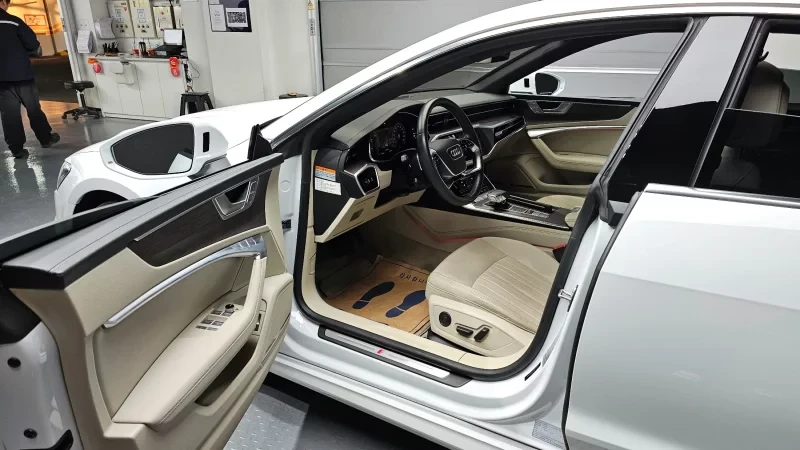Audi A7 TDI / CARFAX, снимка 9 - Автомобили и джипове - 54744927
