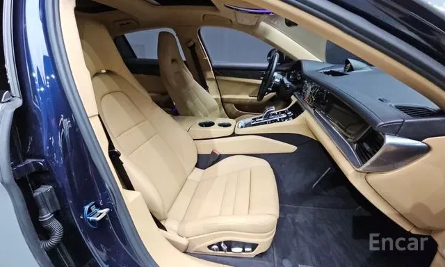 Porsche Panamera 4S Обдухване Панорама AWD 360 Камера, снимка 11 - Автомобили и джипове - 55675356