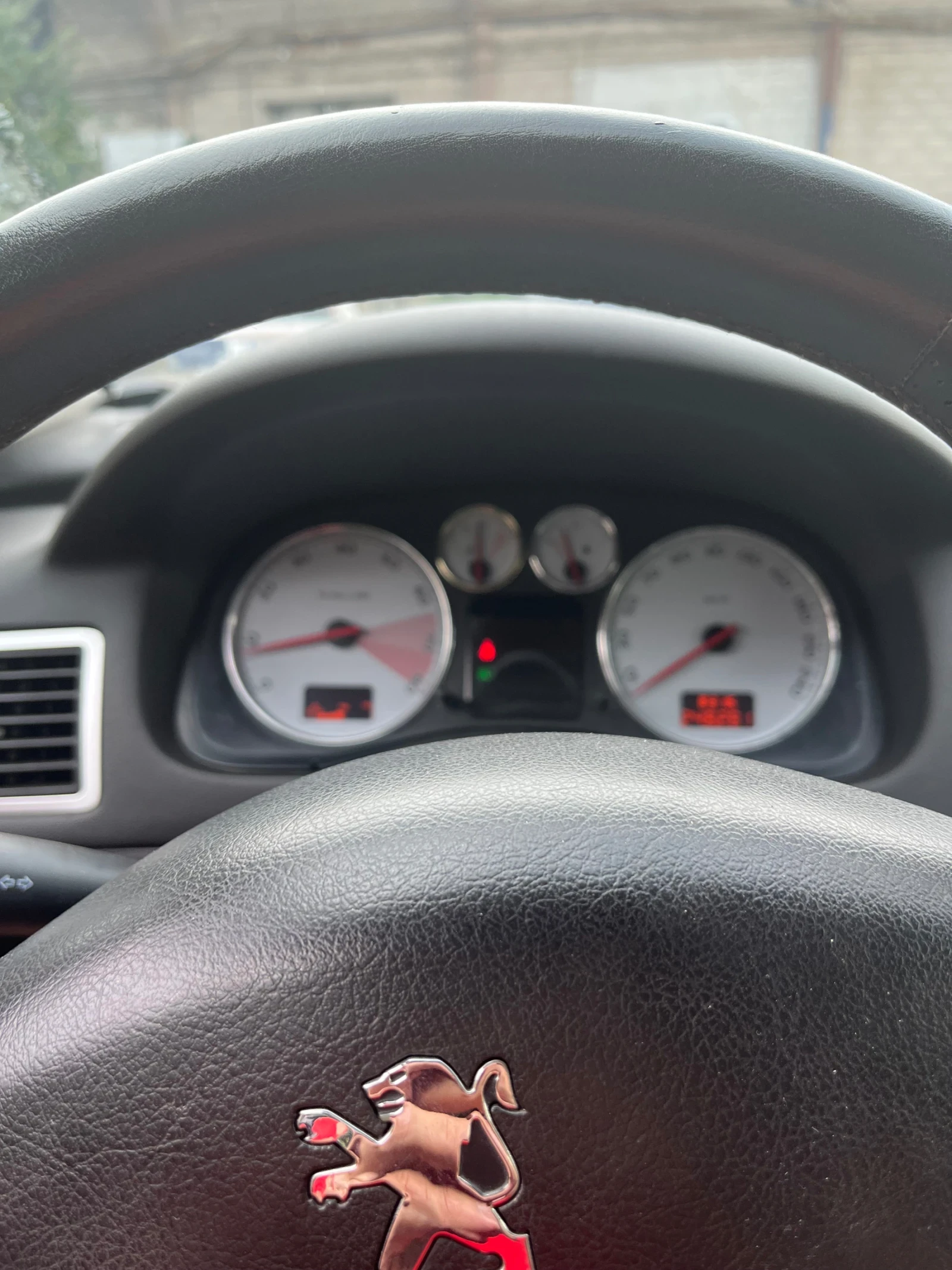 Peugeot 307 Кабриолет  - изображение 3