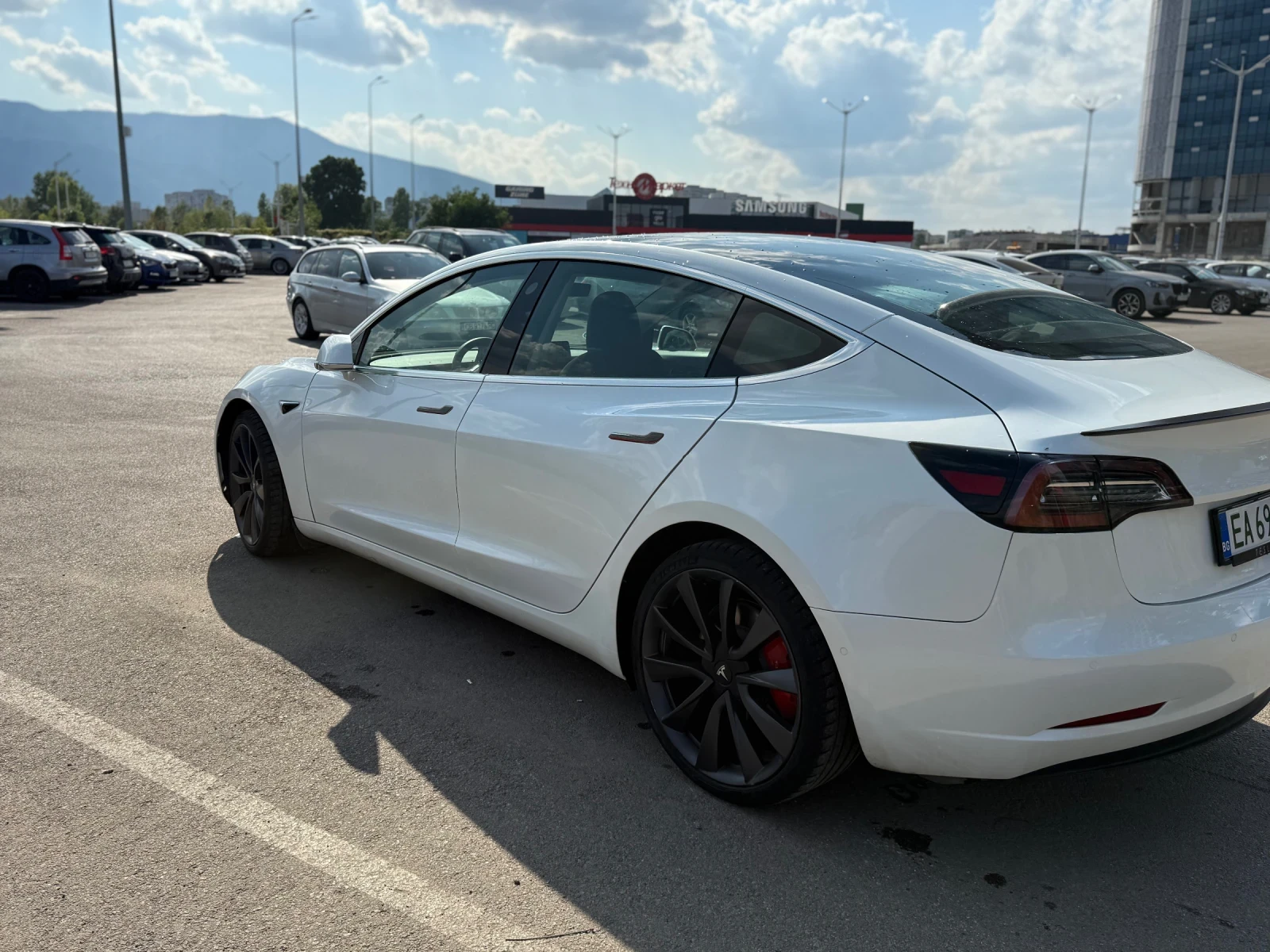 Tesla Model 3 Tesla 3 Performance - изображение 4