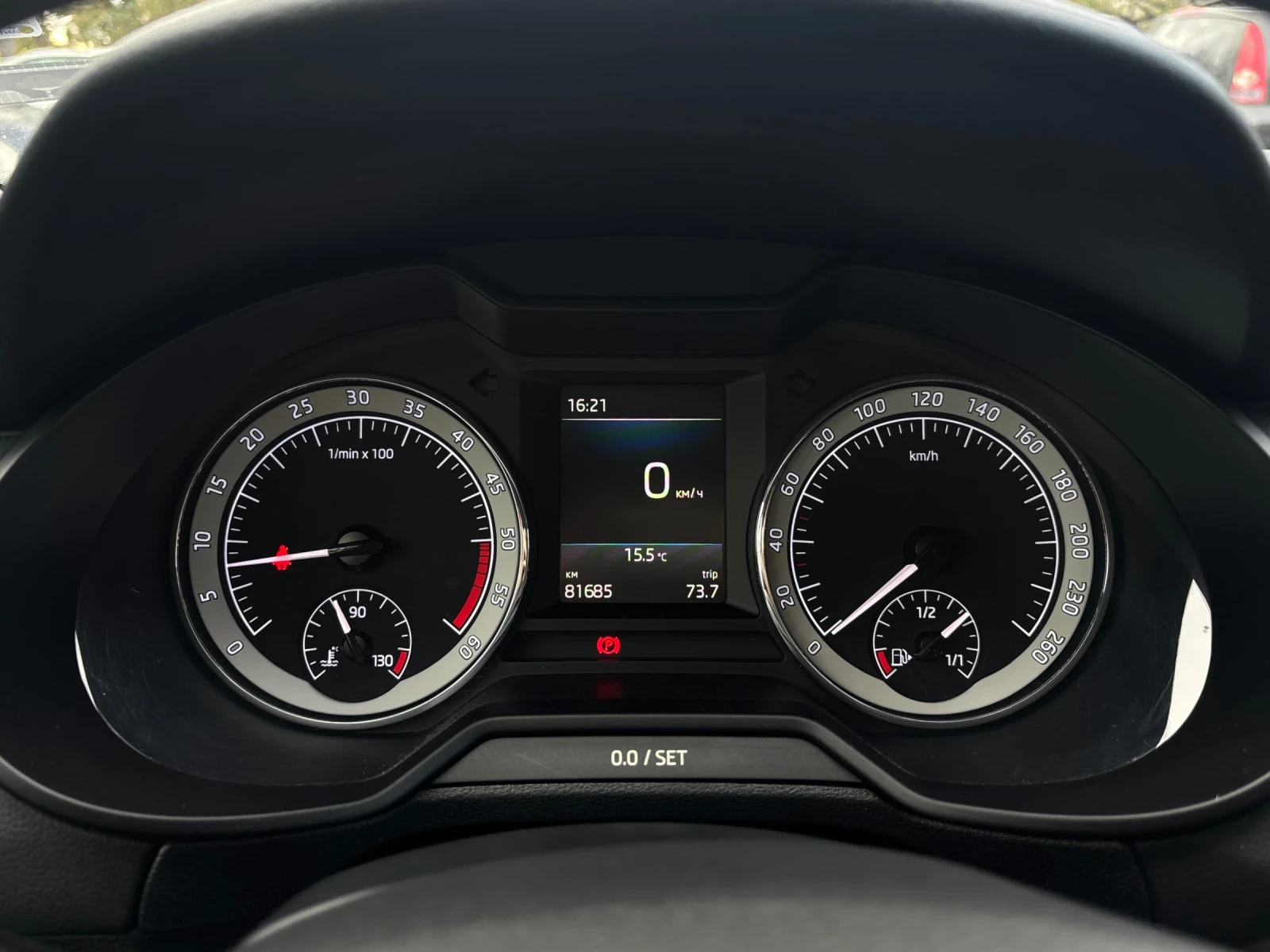 Skoda Octavia 81600km/ 1, 6 TDI / VISION - изображение 9