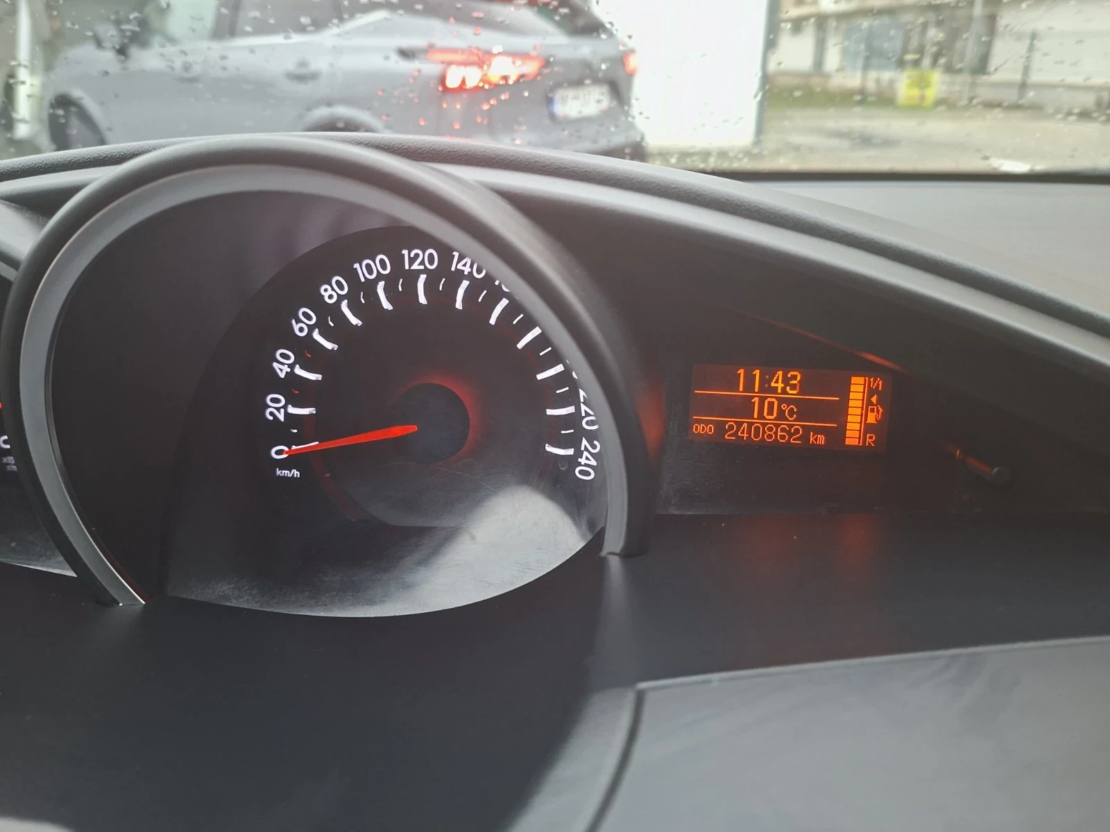 Toyota Verso 1.6, D4-D - изображение 8