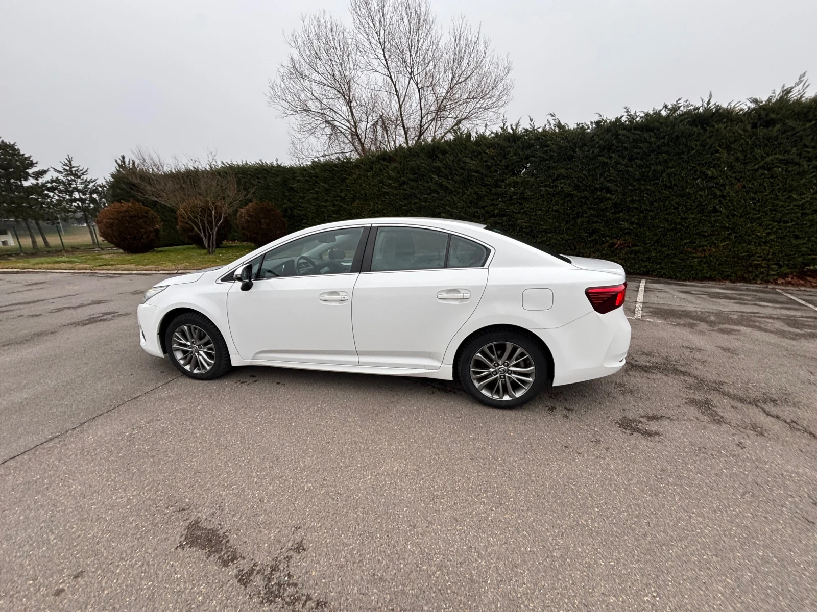 Toyota Avensis 2000 D 143кс. 