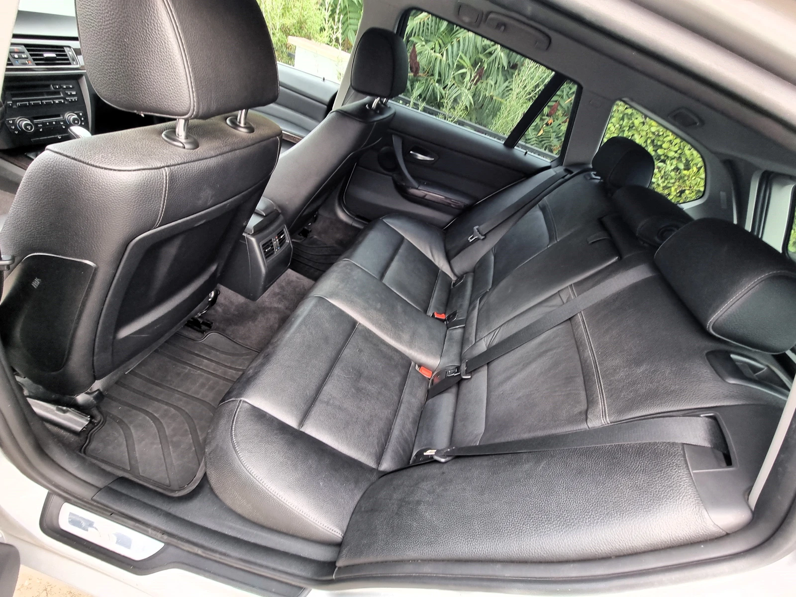 BMW 320 Face xDrive Edition, снимка 12 - Автомобили и джипове - 54017752