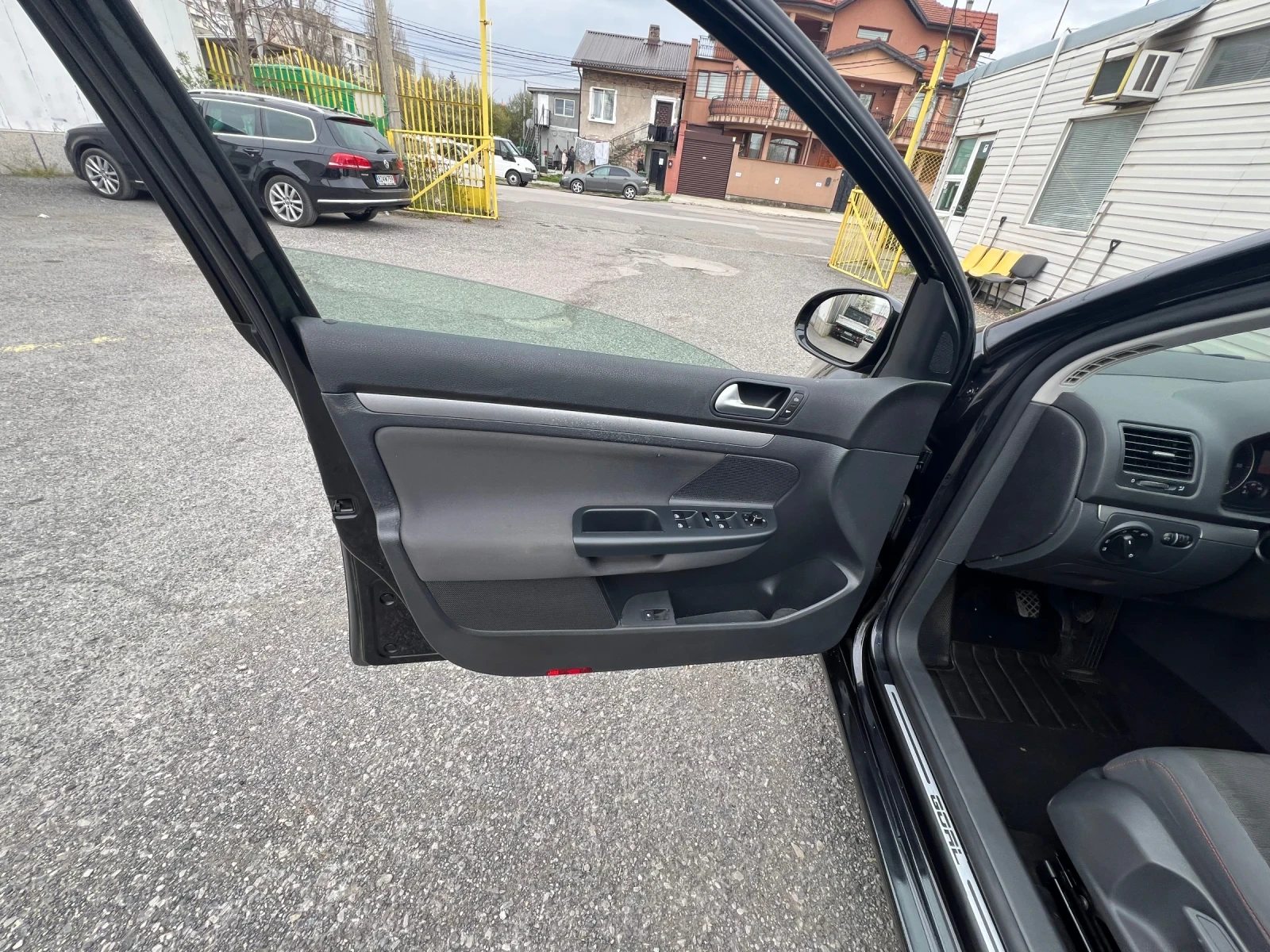 VW Golf 1.9TDI, 90ks, снимка 12 - Автомобили и джипове - 54208820