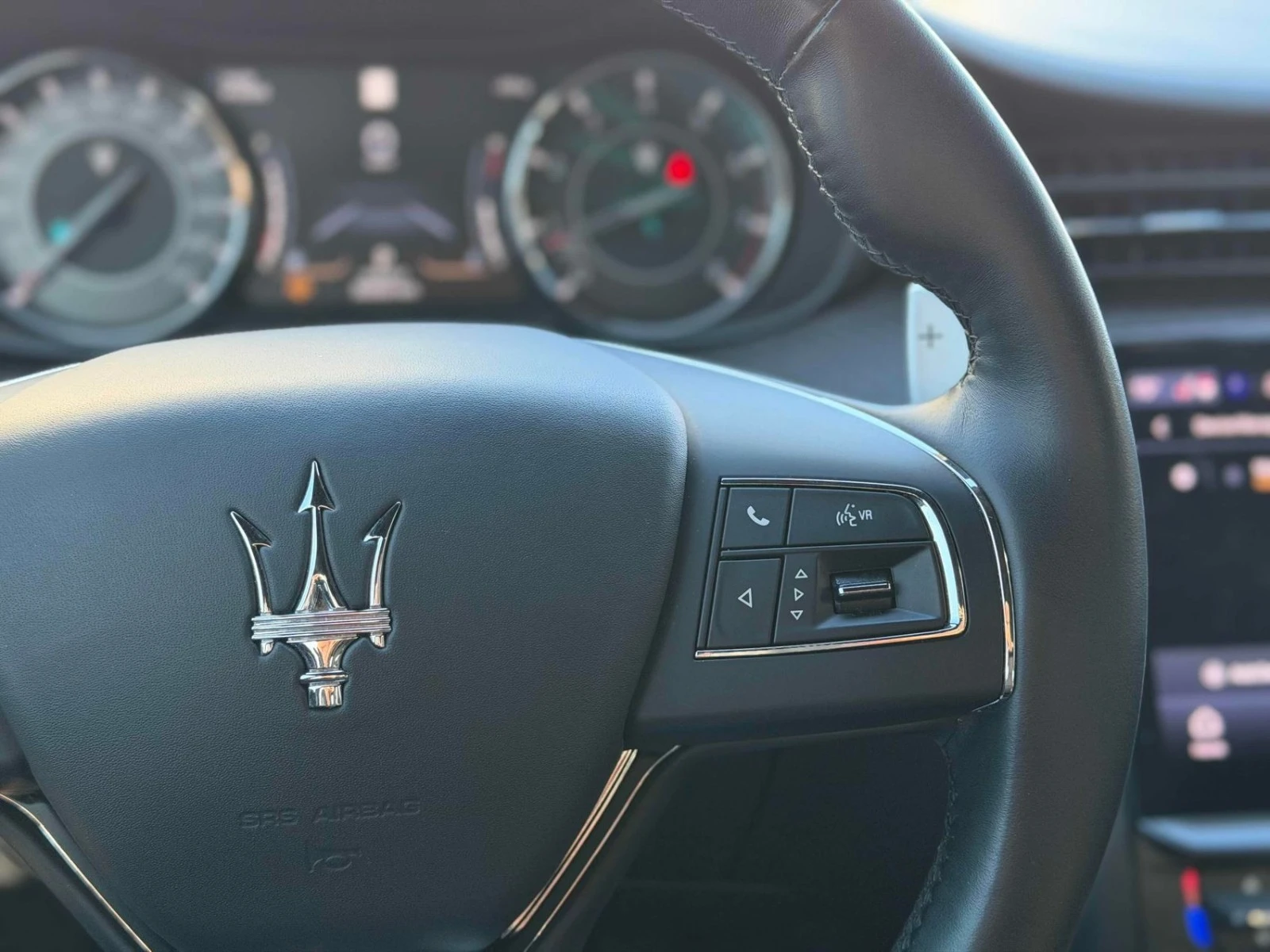 Maserati Quattroporte S Q4 GranLusso/360 KAMEPA/LANE ASSIST, снимка 14 - Автомобили и джипове - 54228933