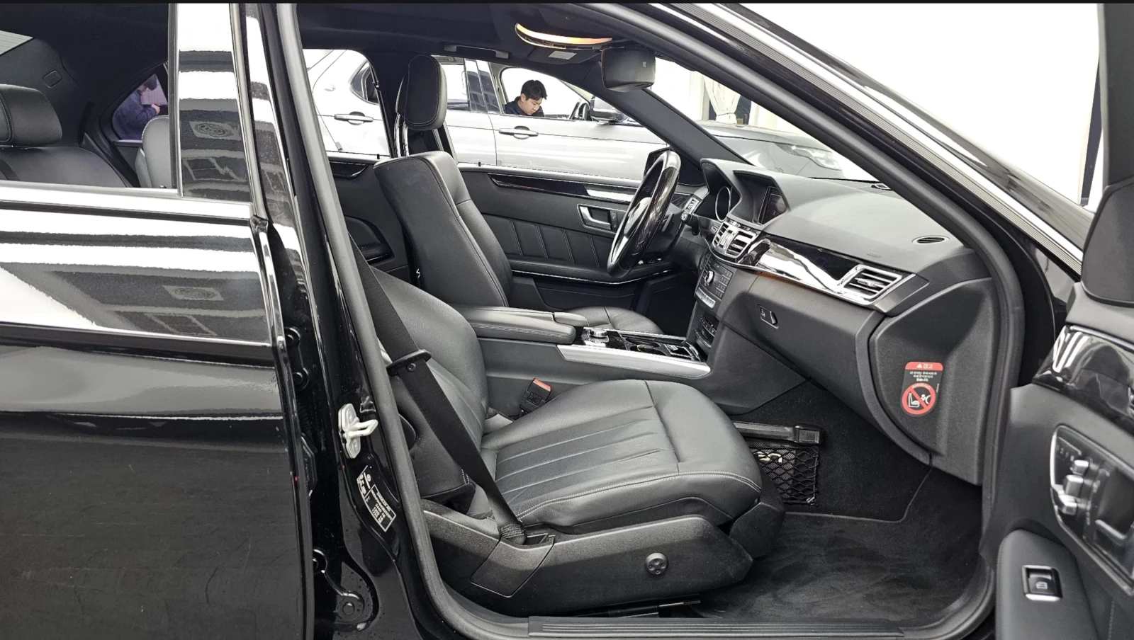Mercedes-Benz E 250 АВТОКРЕДИТ, снимка 8 - Автомобили и джипове - 54453062