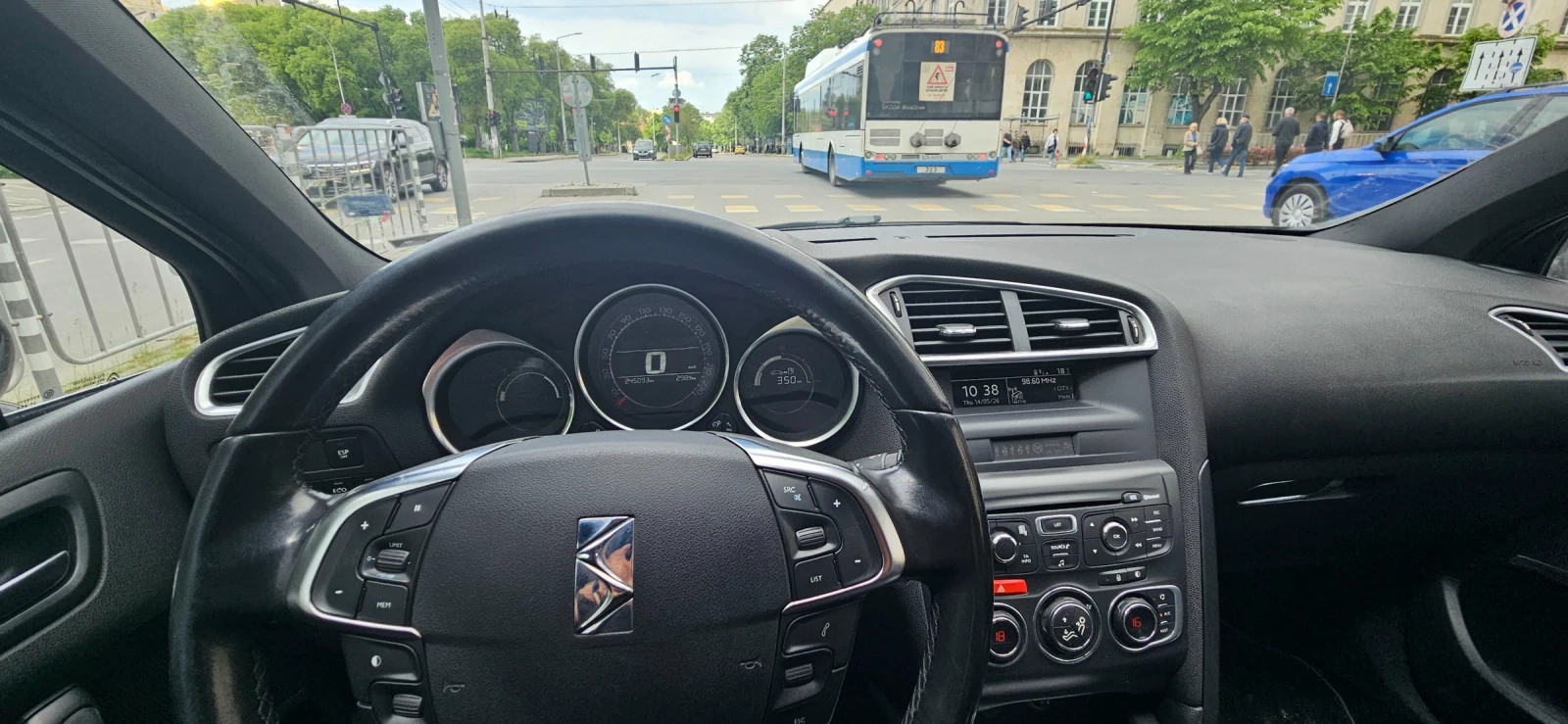 Citroen DS4 Hdi, снимка 11 - Автомобили и джипове - 54582321