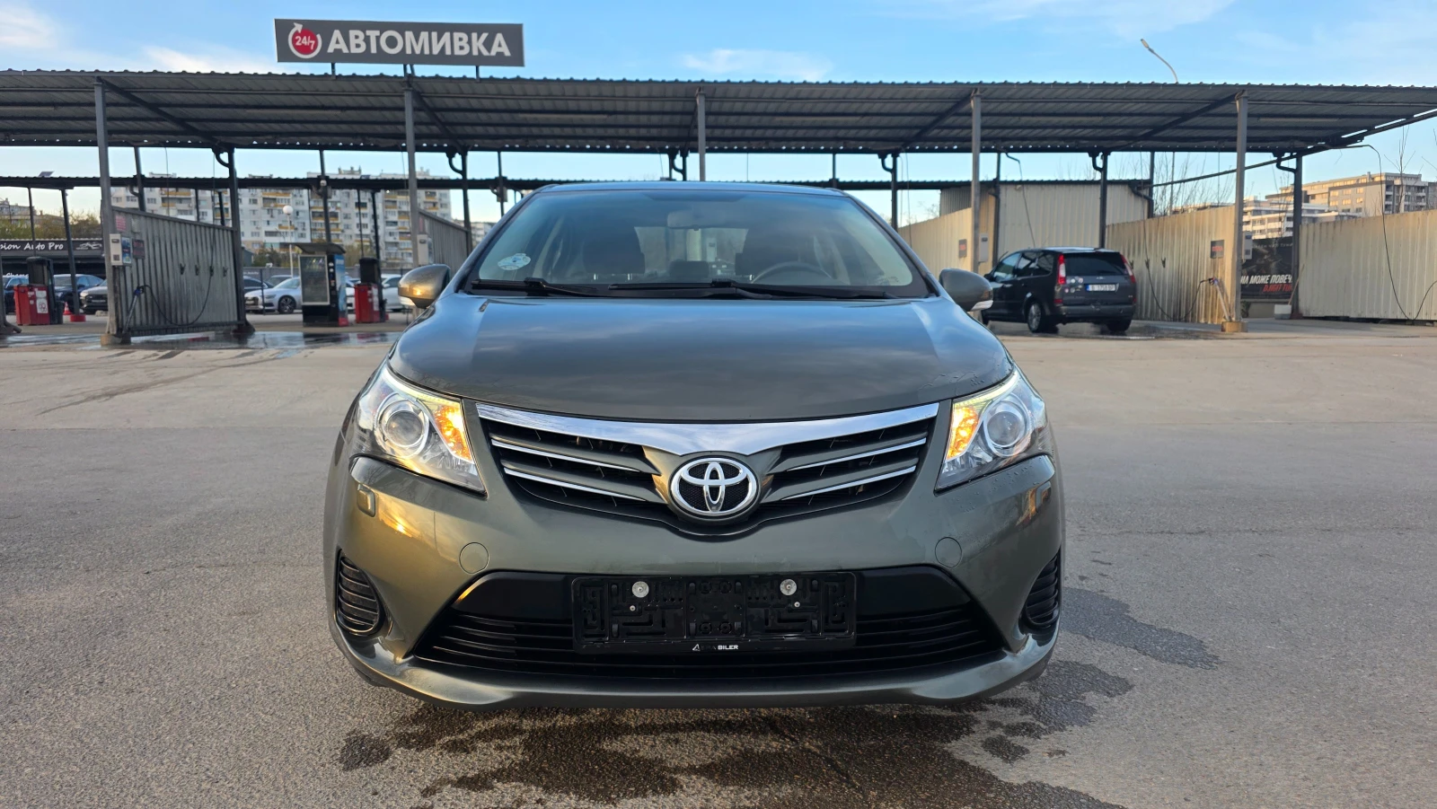Toyota Avensis УНИКАТ/FACE LIFT, снимка 2 - Автомобили и джипове - 54663820