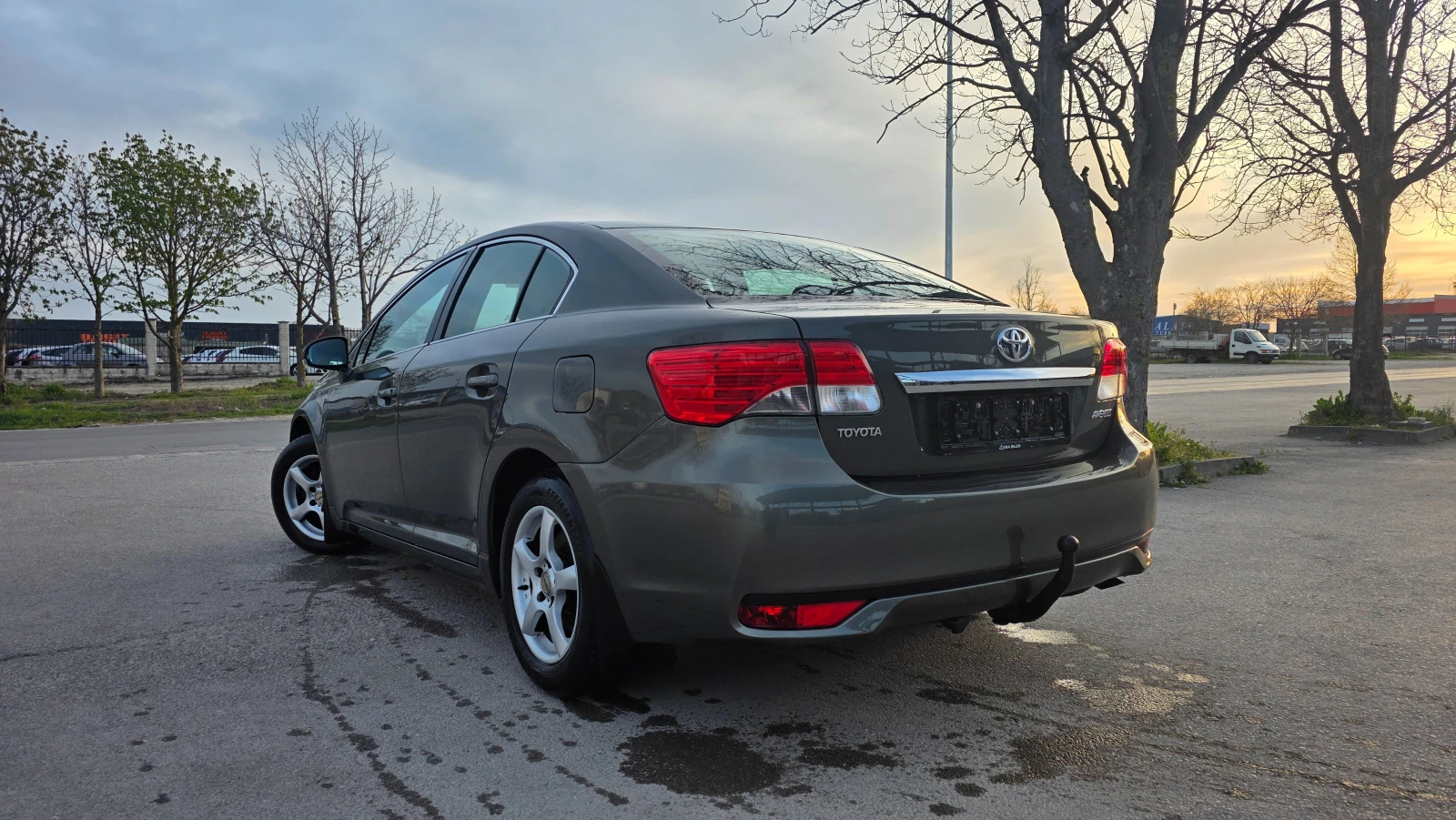 Toyota Avensis УНИКАТ/FACE LIFT, снимка 5 - Автомобили и джипове - 54663820
