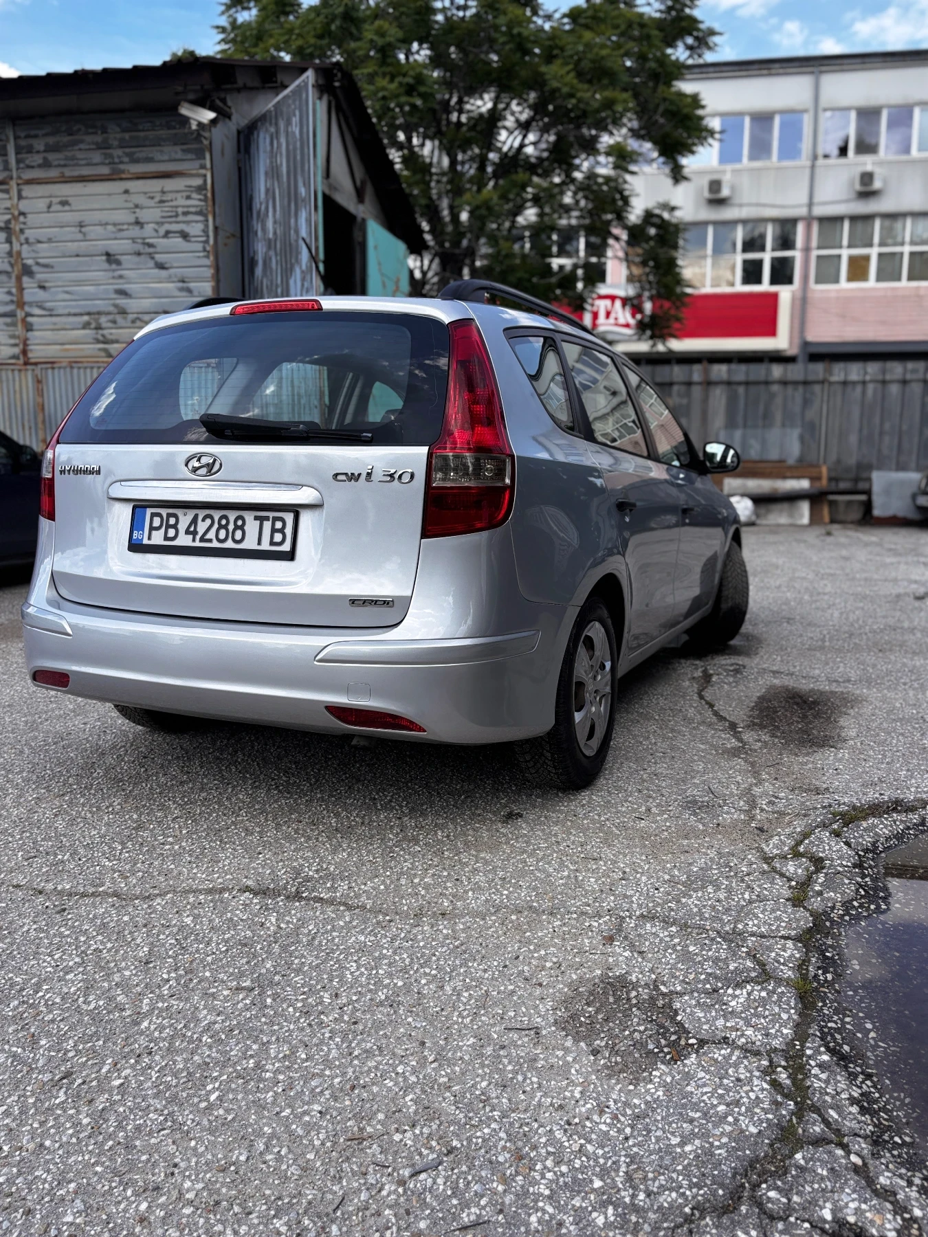 Hyundai I30, снимка 4 - Автомобили и джипове - 54669302