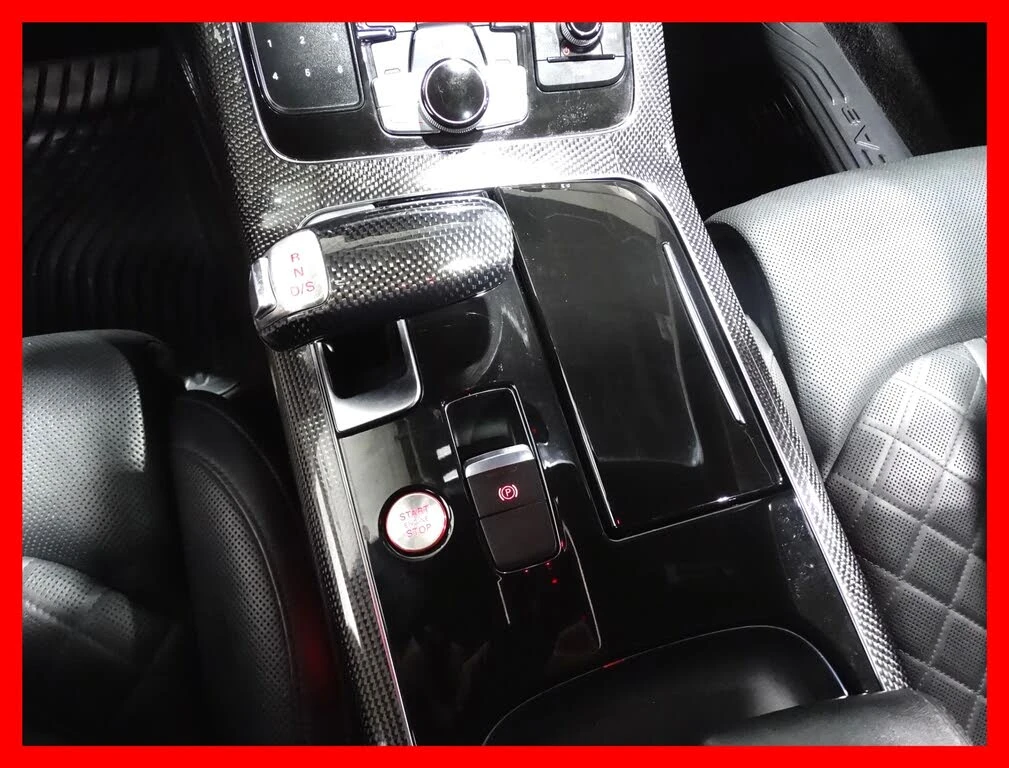 Audi S8 FULL* LED* BOSE* ХЕДЪП* ОБДУХВАНЕ* CARBON* , снимка 13 - Автомобили и джипове - 55220307