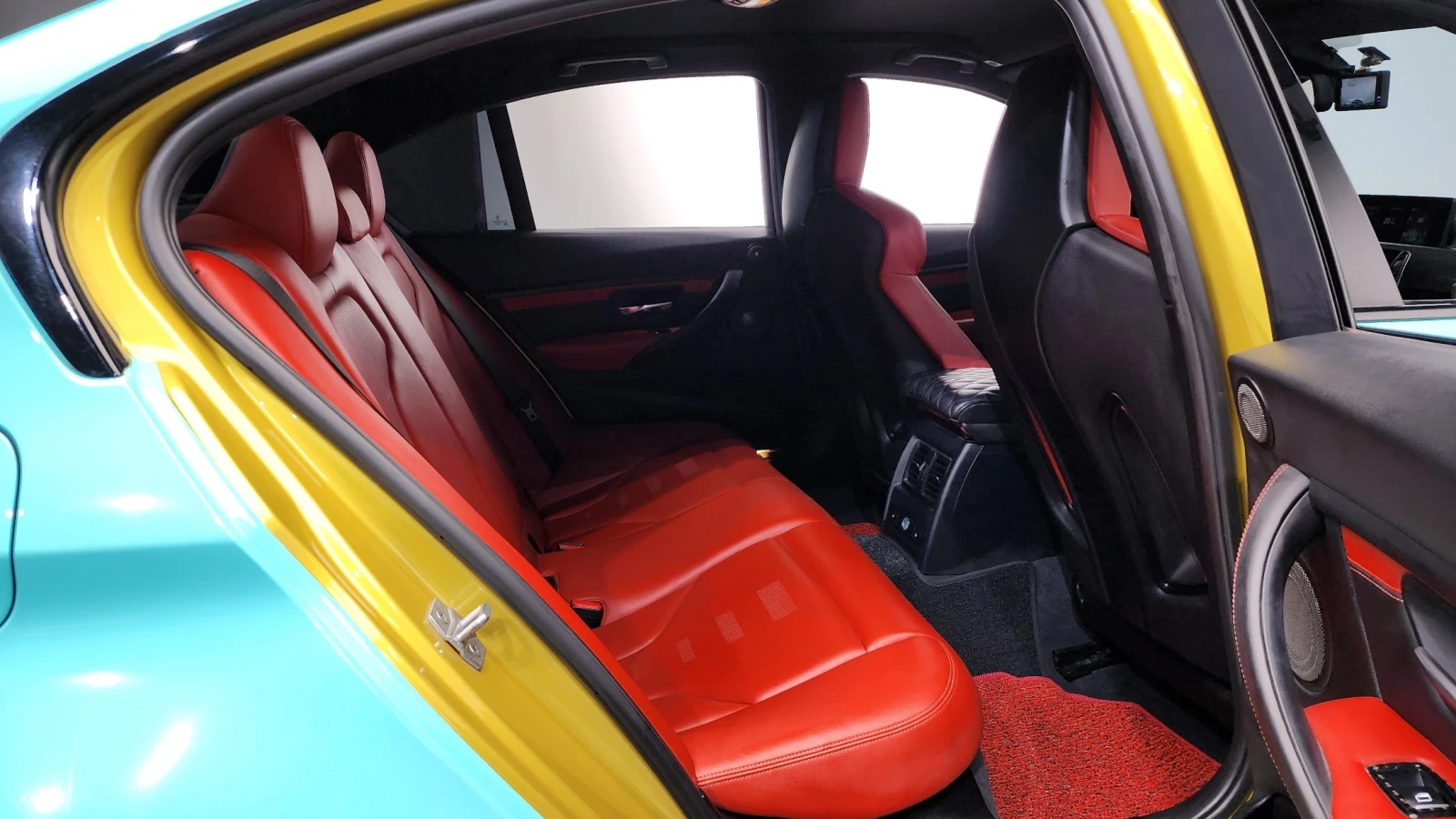 BMW M3 3.0 Twin Power Turbo, снимка 10 - Автомобили и джипове - 55432199