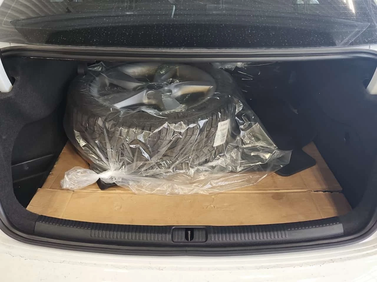 Audi A3 TECHNIK/CARFAX/+ ГУМИ И ДЖАНТИ/, снимка 14 - Автомобили и джипове - 55456730