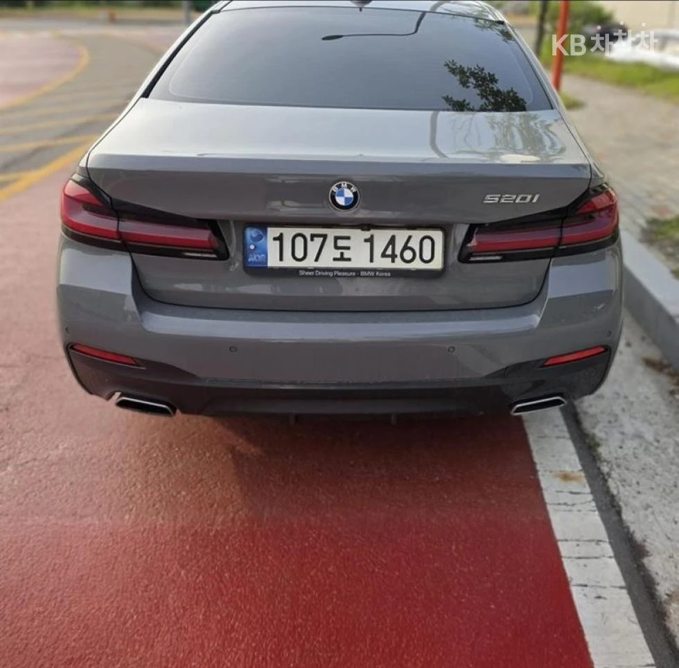 BMW 520 M SPORT+ 360CAM PANORAMA FULL , снимка 3 - Автомобили и джипове - 55661194