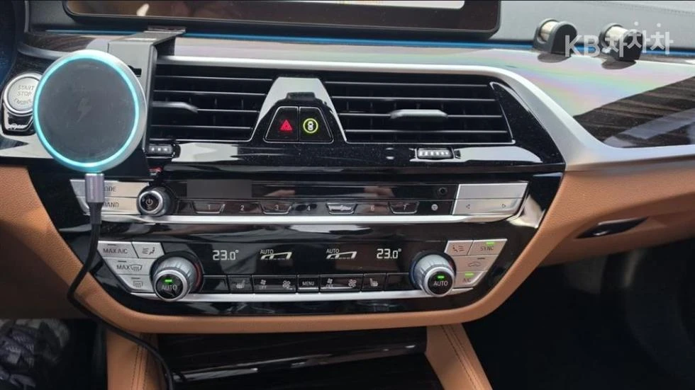 BMW 520 M SPORT+ 360CAM PANORAMA FULL , снимка 8 - Автомобили и джипове - 55661194