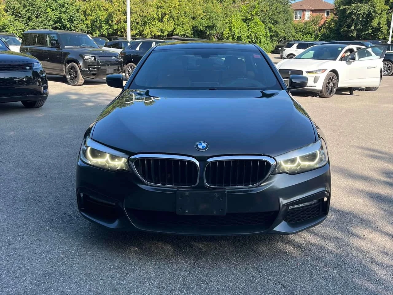 BMW 530 * 530i xDrive * АВТОКРЕДИТ БЕЗ ПЪРВОНАЧАЛНА ВНОСКА, снимка 6 - Автомобили и джипове - 55774543