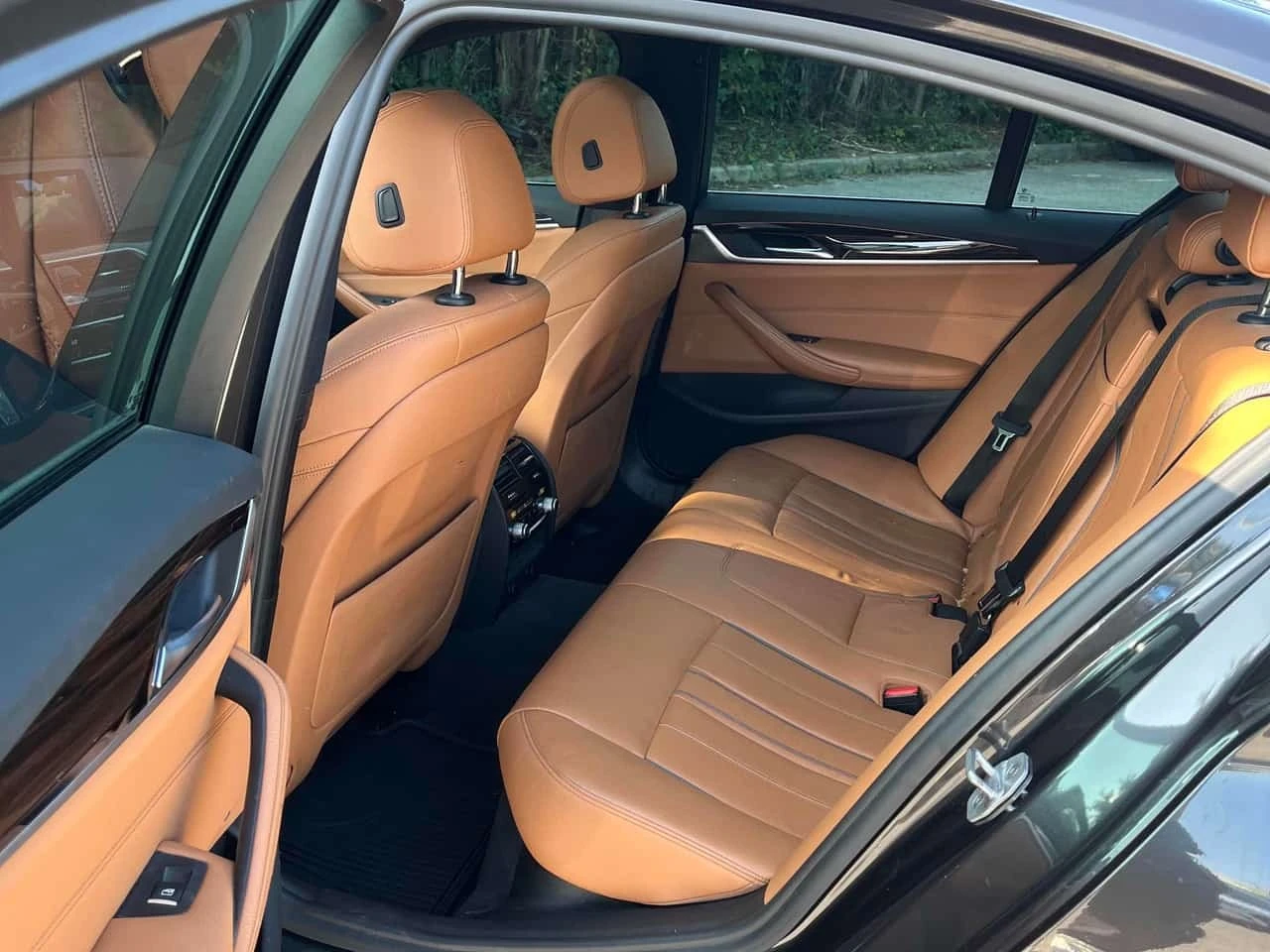BMW 530 * 530i xDrive * АВТОКРЕДИТ БЕЗ ПЪРВОНАЧАЛНА ВНОСКА, снимка 10 - Автомобили и джипове - 55774543