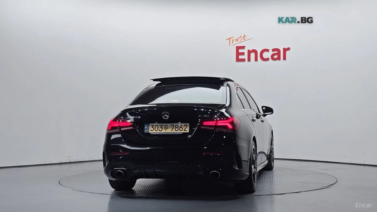 Mercedes-Benz A 35 AMG* 4MATIC* ПОДГРЕВ* КАМЕРА* SUNROOF* LANE* ASSIS, снимка 4 - Автомобили и джипове - 55927386