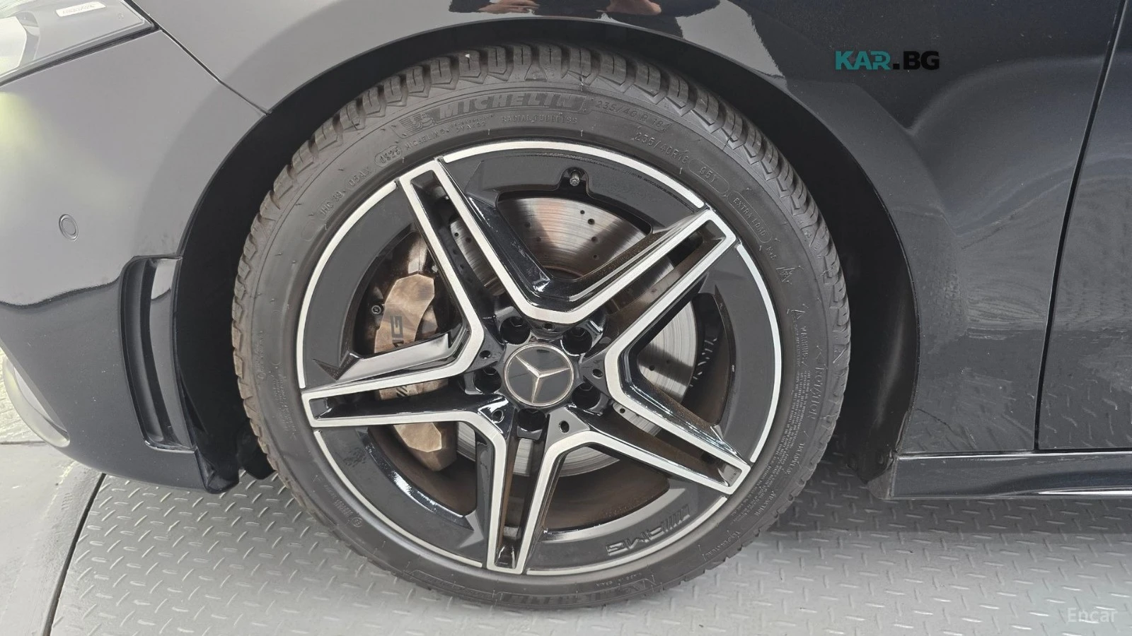 Mercedes-Benz A 35 AMG* 4MATIC* ПОДГРЕВ* КАМЕРА* SUNROOF* LANE* ASSIS, снимка 16 - Автомобили и джипове - 55927386