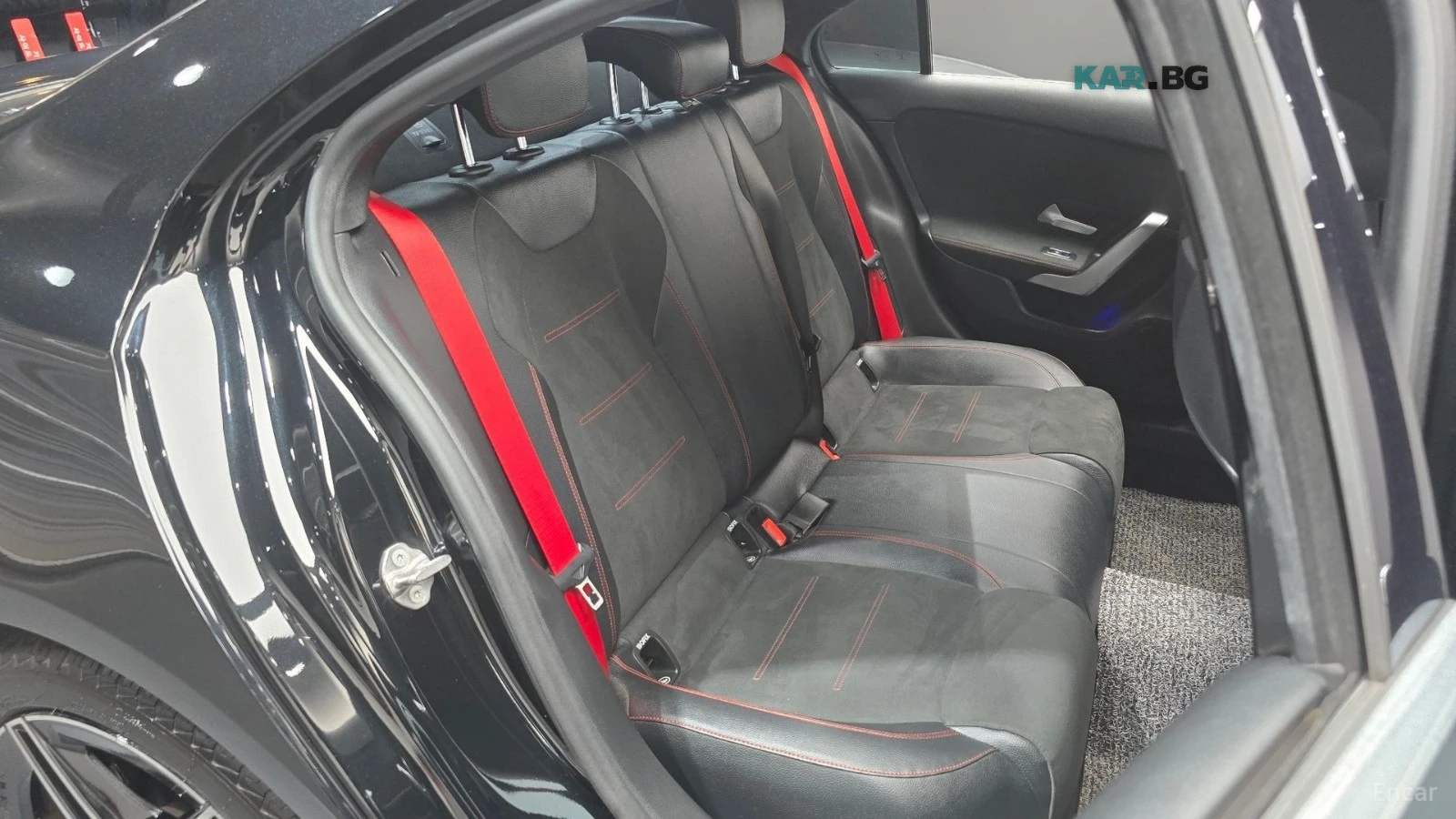 Mercedes-Benz A 35 AMG* 4MATIC* ПОДГРЕВ* КАМЕРА* SUNROOF* LANE* ASSIS, снимка 10 - Автомобили и джипове - 55927386