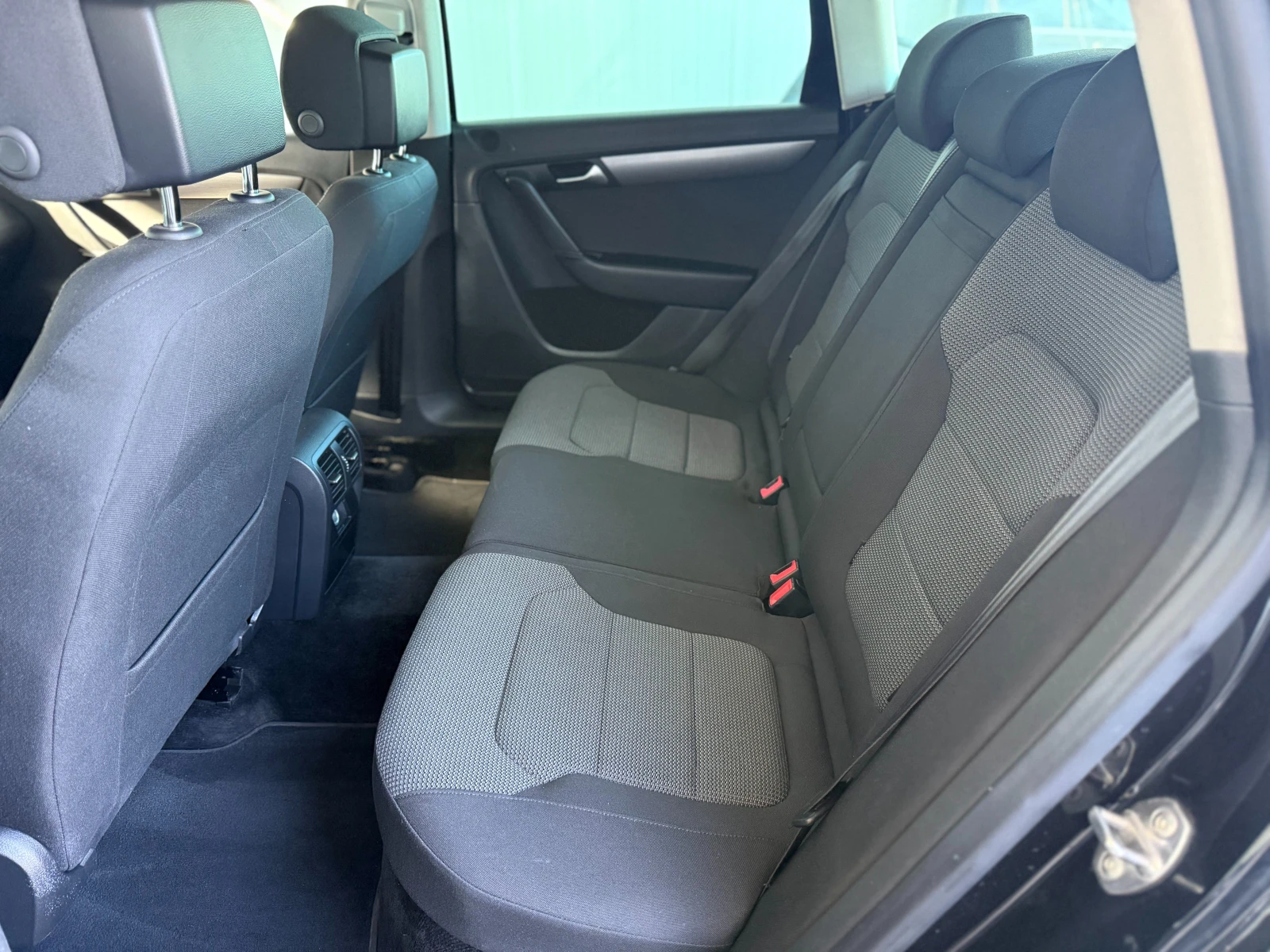 VW Passat 2.0TDI = 2013 = TOP = ������ = �������� | Mobile.bg � ����������� 12
