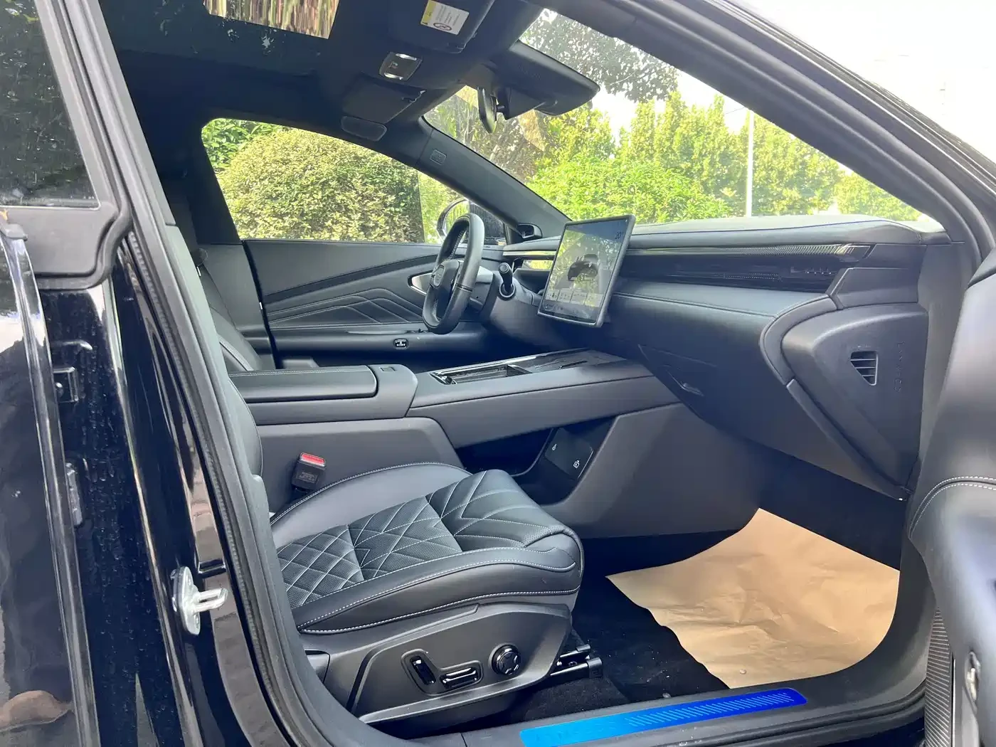 LynkCo 10 0 EM-P 2025 Facelift 240 AWD Ultra | Mobile.bg � ����������� 8
